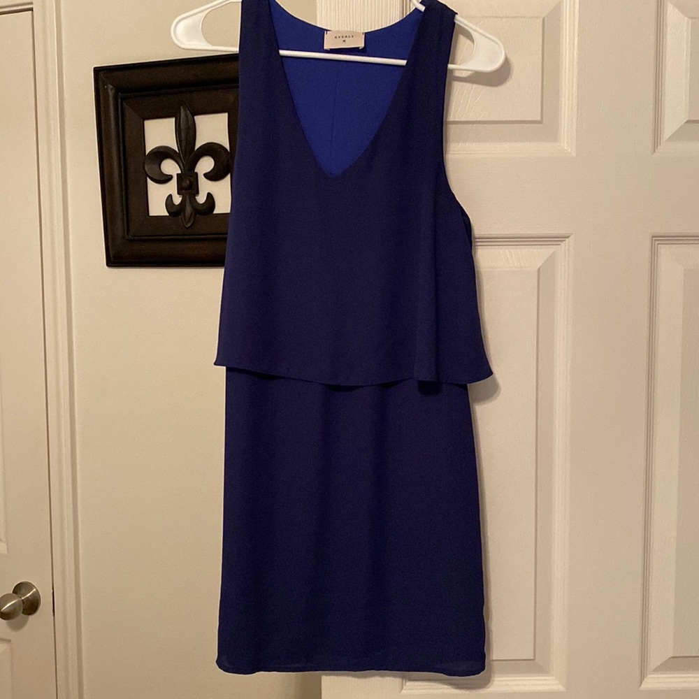 Mid thigh blue dress